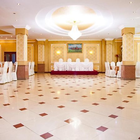 Ak Samal Hotel Караганда Экстерьер фото